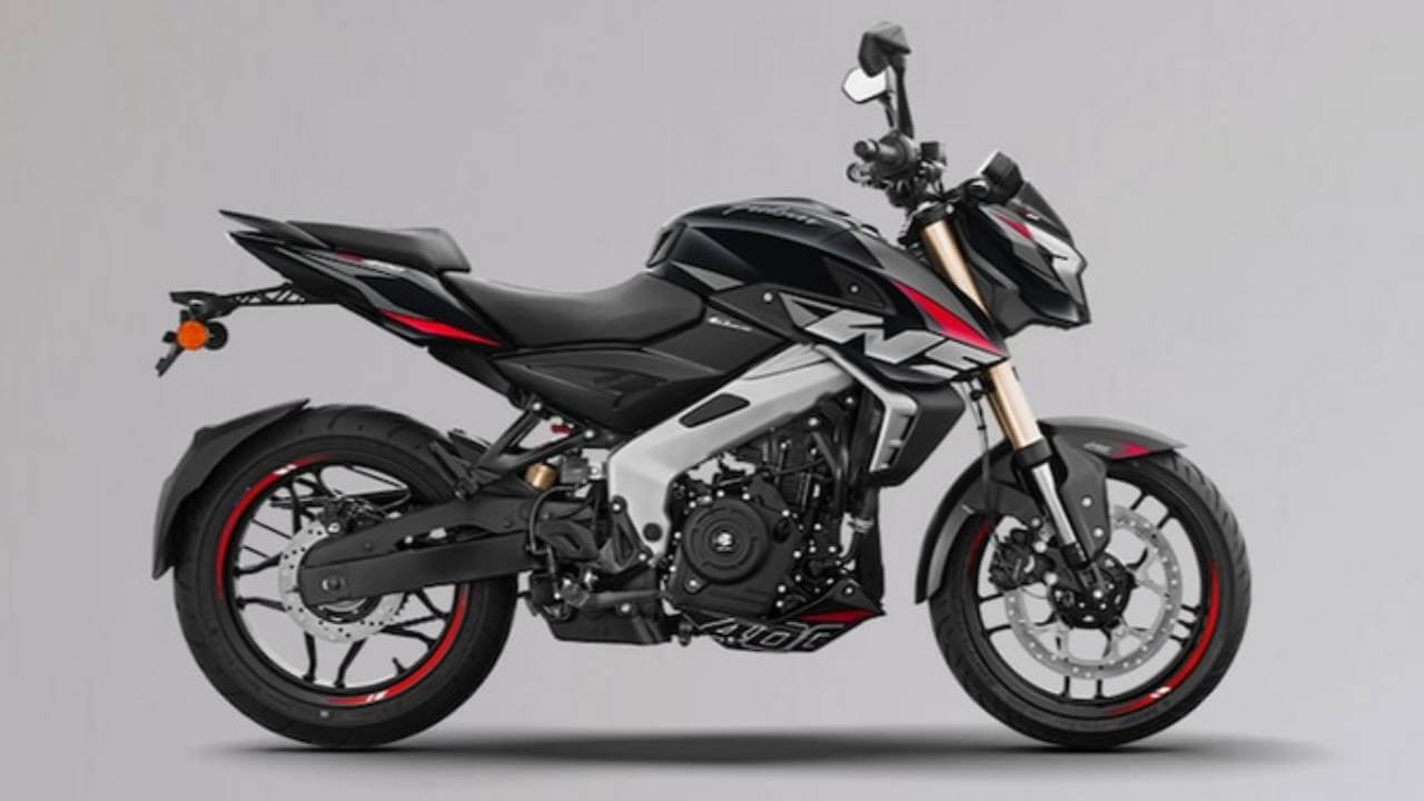 Bajaj Pulsar का सिल्वर जुबली ऑफर, बाइक के 11 मॉडल्स पर 7,000 रुपये तक की बचत
