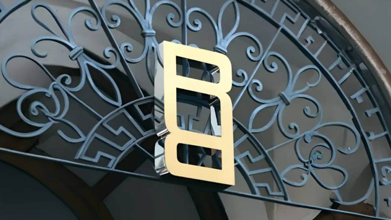 50 साल बाद Range Rover का मेकओवर! नया लोगो लॉन्च, डबल ‘R’ में दिखेगा स्टाइल!