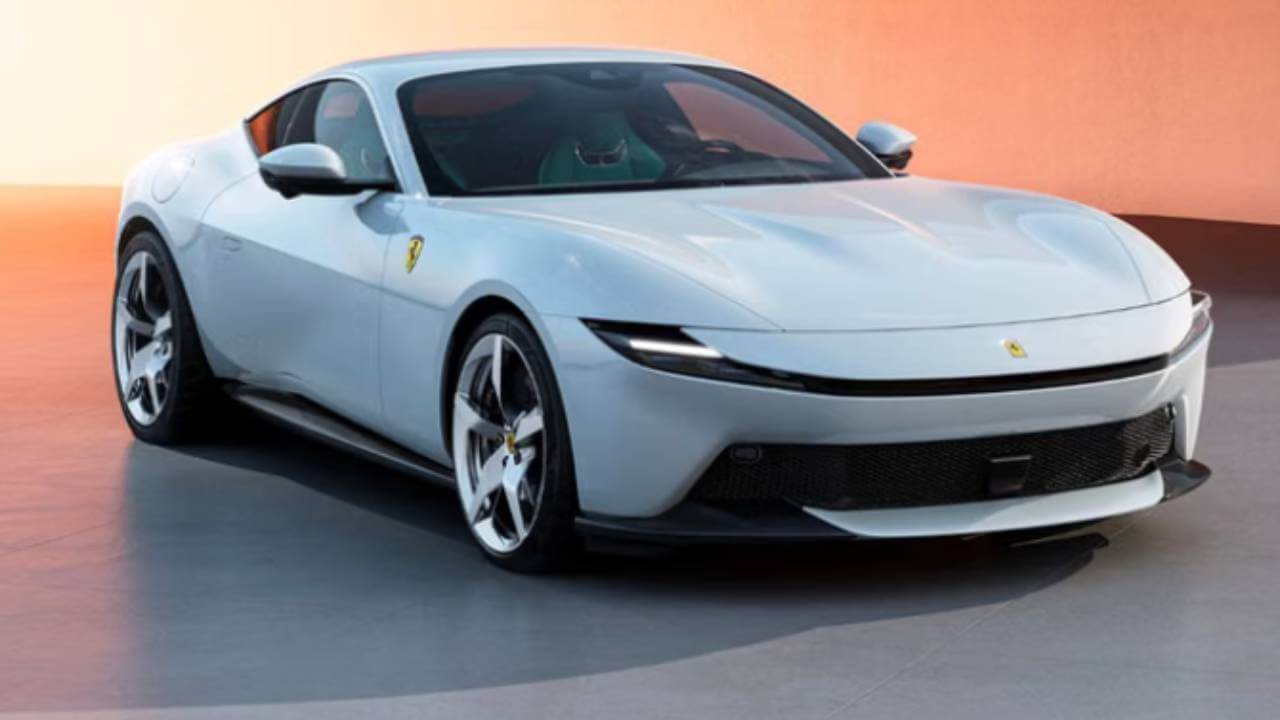 इटालियन सुपरकार Ferrari Amalfi की इंडिया में एंट्री, कीमत ₹5.59 करोड़ से शुरू