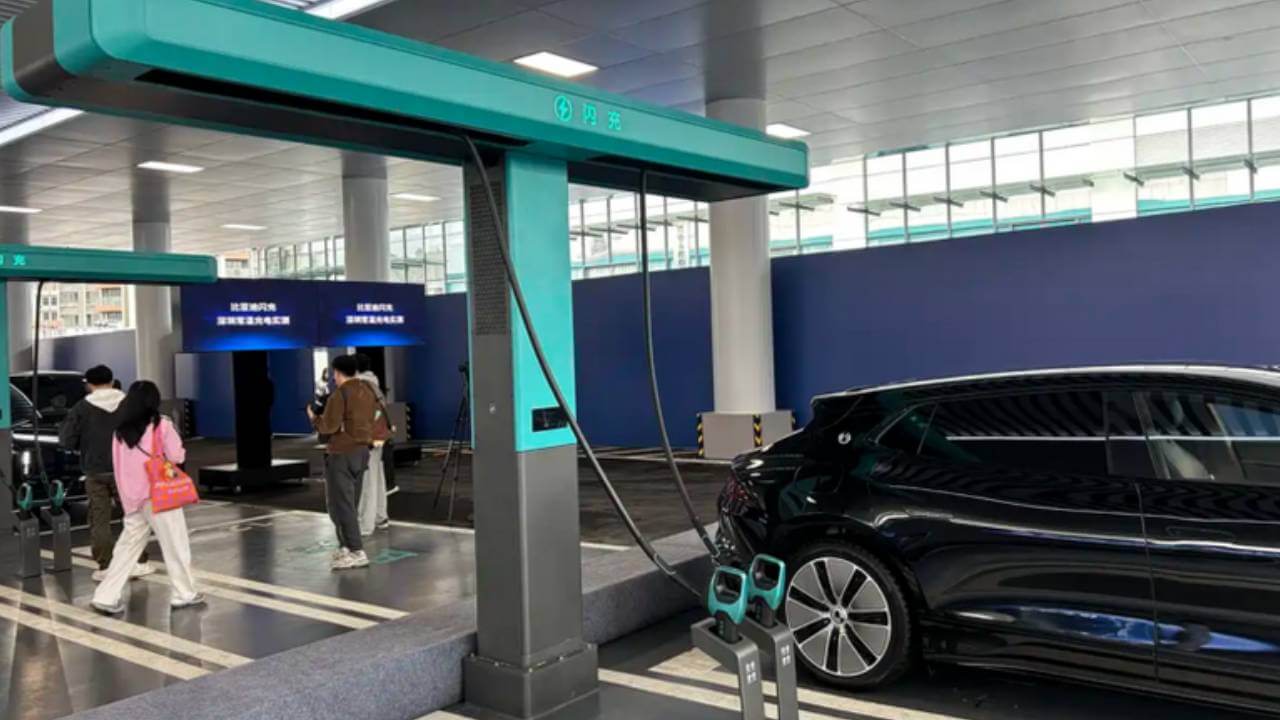 9 मिनट में 97% तक चार्ज होगी इलेक्ट्रिक कार: BYD Blade Battery 2.0 लॉन्च, 5 मिनट में 70% चार्जिंग का दावा