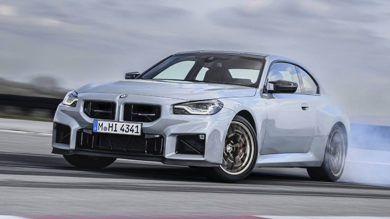 BMW M2 CS इंडिया में लॉन्च: 530 hp पावर और 302 km/h टॉप स्पीड के साथ सुपरकार एंट्री