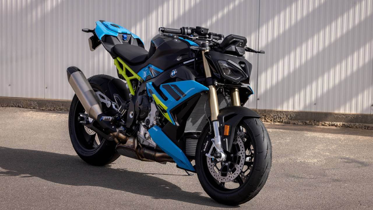 इंडिया में लॉन्च हुई नई BMW S 1000 R, ₹19.90 लाख की शुरुआती कीमत