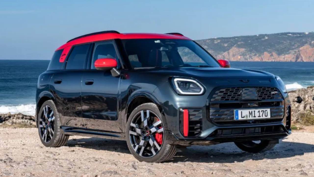 इंडिया में 14 अक्टूबर को MINI की स्टाइलिश रेसिंग SUV की एंट्री, बुकिंग 22 सितंबर से