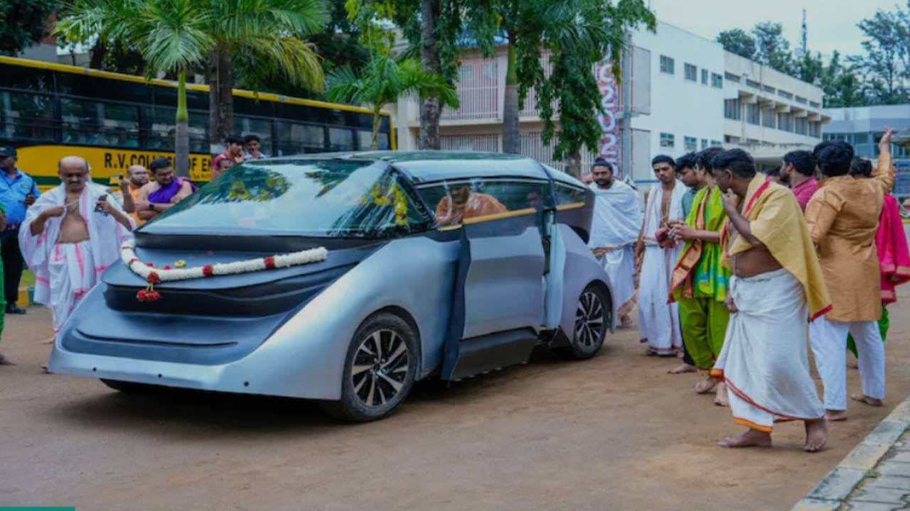 ड्राइवर कौन? Wipro-IISc की इंडियन कार ने कहा, “मुझे खुद चलना आता है, आप आराम से बैठिए”