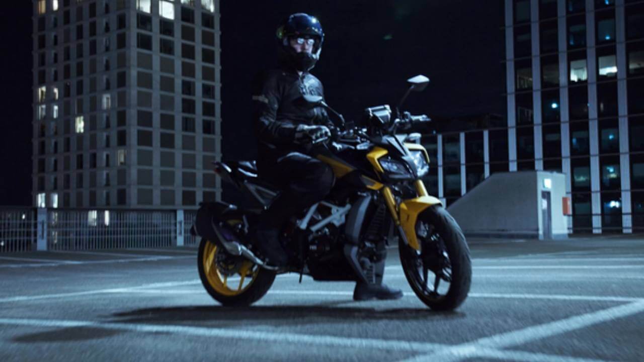 EICMA में TVS ने AR वाले ‘भविष्य का हेलमेट’ से उठाया परदा, अब रास्ता नहीं भटकेंगे आप