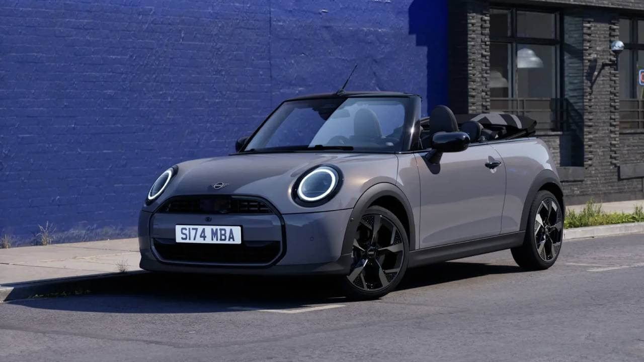 Mini Cooper Convertible की बुकिंग शुरू, लॉन्चिंग दिसंबर में, चलती कार में भी खुलेगा रूफ