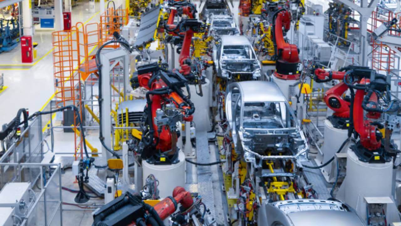 ऑटो सेक्टर में तूफान: मैगनेट प्लान पास, CAFE नियमों पर घमासान