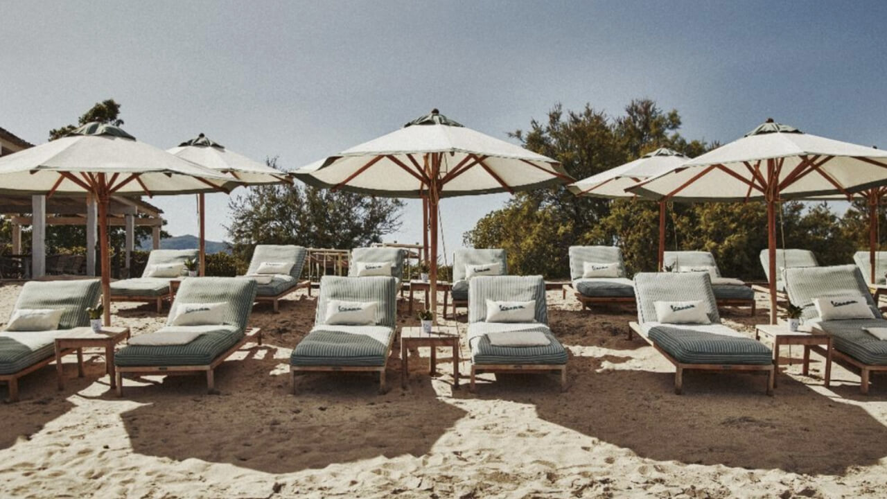 Vespa स्टाइल में लग्ज़री का इटैलियन तड़का : Paraggi से Sardinia तक समंदर बना राइडिंग पार्टनर