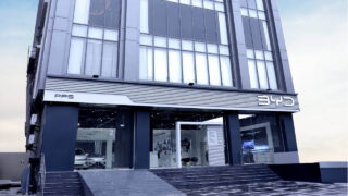 BYD का पावर शो: दिल्ली के मोती नगर में 9000 sq ft का मेगा शोरूम लॉन्च