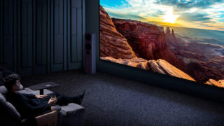 W5850｜4K 2600lm 100% DCI-P3 Home Cinema Projector