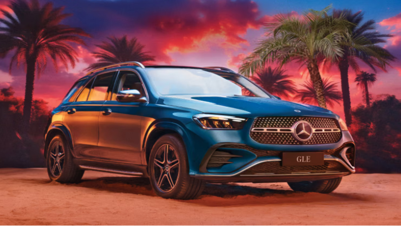   Mercedes-Benz का फेस्टिव धमाका! 3 महीने EMI नहीं, 6.99% ब्याज,जीरो डाउन पेमेंट अपग्रेड