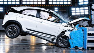 Bharat NCAP 2.0: अब कारों की सेफ्टी का होगा और कड़ा टेस्ट