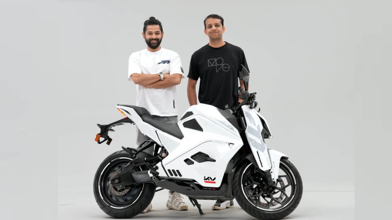 इंडियन इलेक्ट्रिक मोटरसाइकिल कंपनी अल्ट्रावायलेट ने ऐसा दांव खेला है कि पूरे यूरोप के बाइकर्स में सनसनी फैल गयी है।